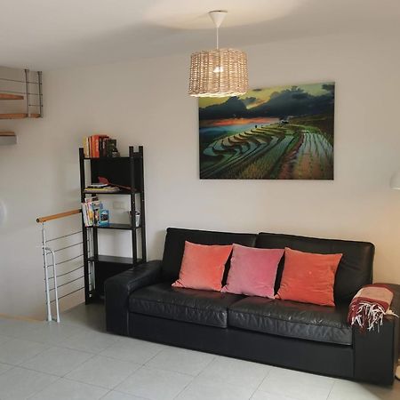 Apartamento Modern Seafront Flat With A Private Garage El Médano Habitación foto