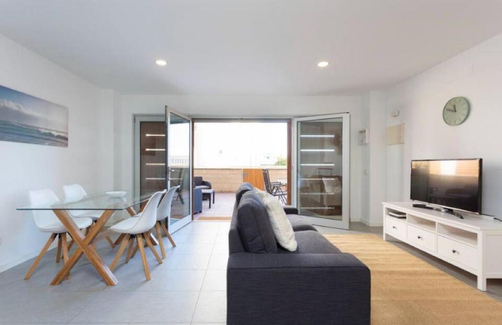 Apartamento Modern Seafront Flat With A Private Garage El Médano Exterior foto