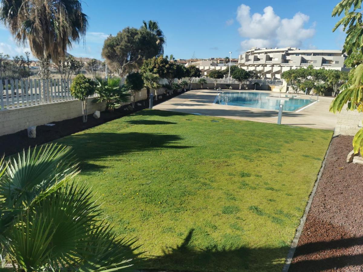 Apartamento Modern Seafront Flat With A Private Garage El Médano Exterior foto